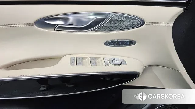 Genesis GV70 id 3607110 из Кореи 8