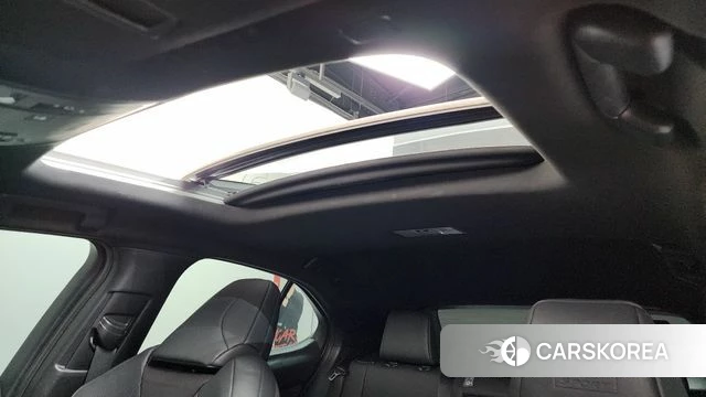 Lexus UX250h id 4331100 из Кореи 8