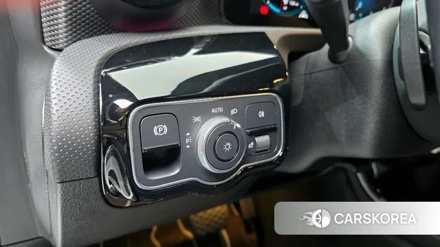 Mercedes-Benz A-Class W177 id 3625247 из Кореи 8