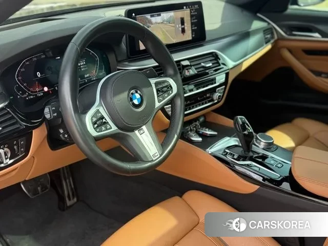 BMW 5 Series (G30) id 3707975 из Кореи 8