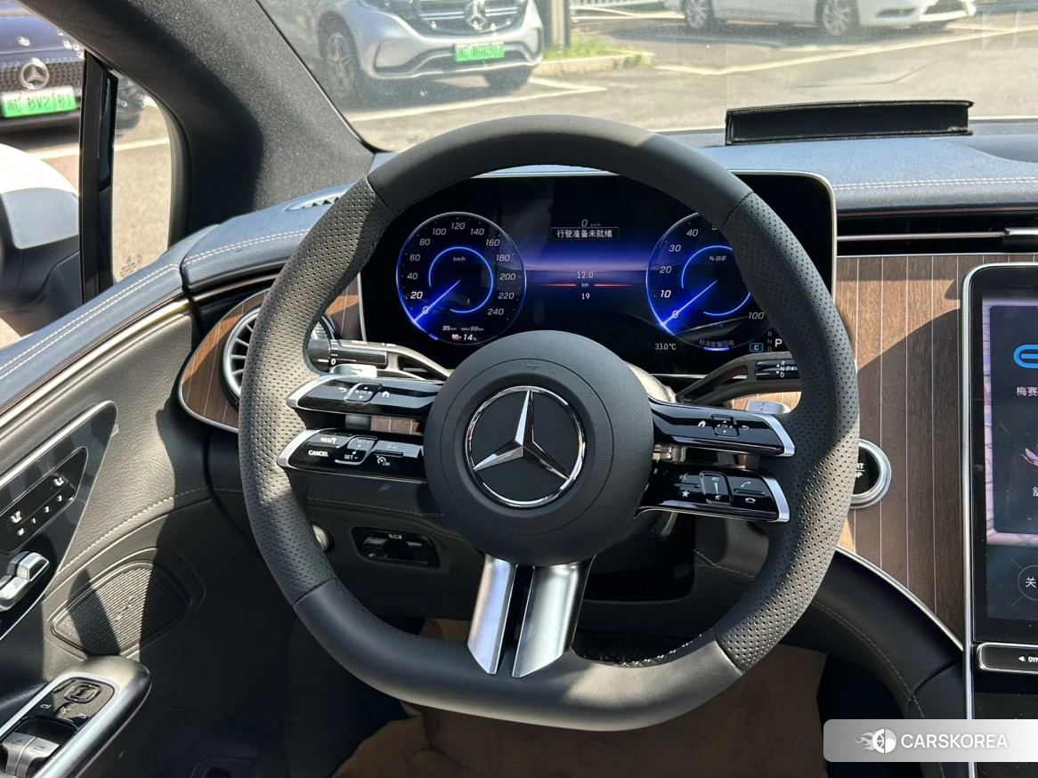 Mercedes-Benz EQE id 4455487 из Китая 8