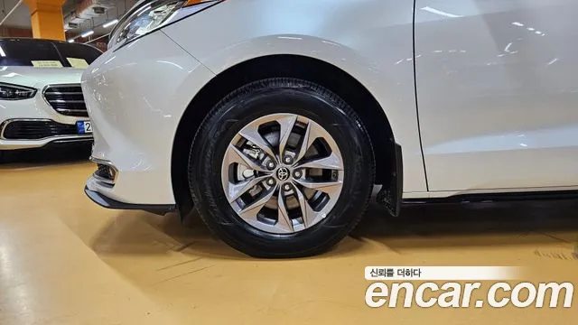 Toyota Sienna 4th Generation id 2496015 из Кореи 8