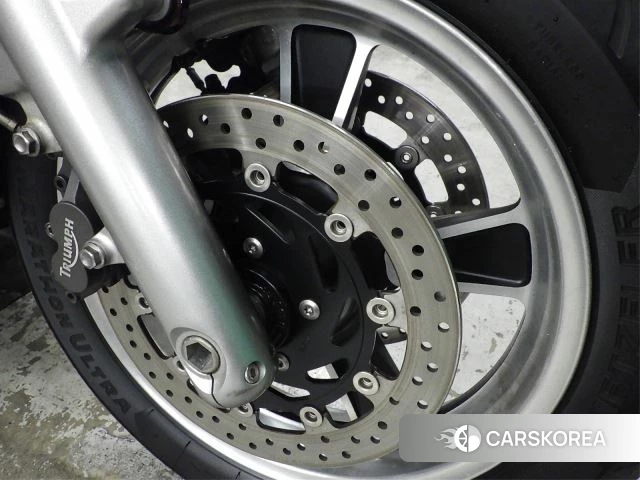 Triumph THUNDERBIRD id 3945716 из Японии 8