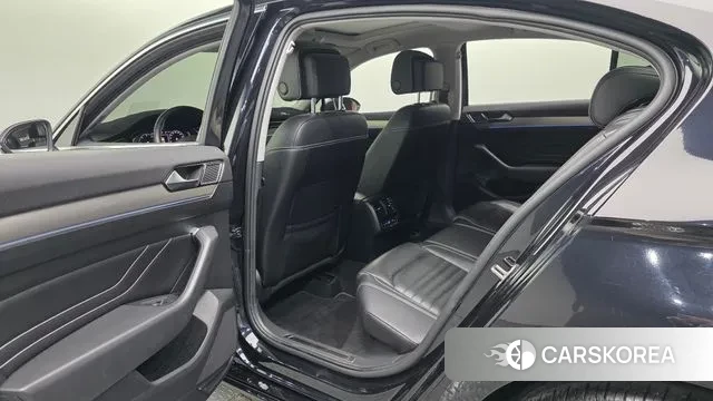 Volkswagen Passat GT (B8) id 3561088 из Кореи 8