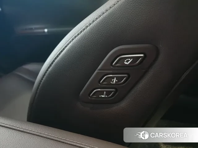 Hyundai Grandeur (GN7) id 3036896 из Кореи 8