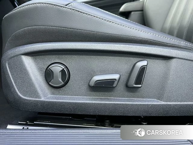 Volkswagen Passat id 4264773 из Китая 8
