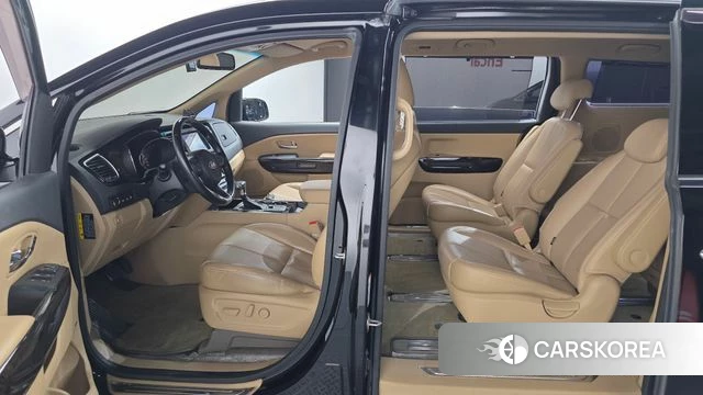 Kia The New Carnival id 3845390 из Кореи 8