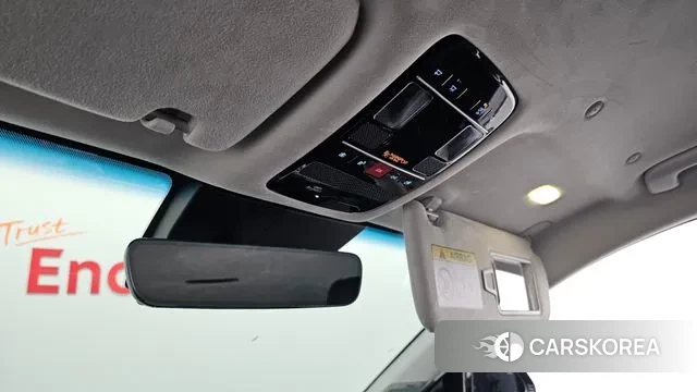 Hyundai Grandeur Hybrid (GN7) id 3158935 из Кореи 8