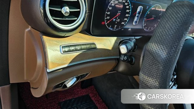Mercedes-Benz E-Class W213 id 4637450 из Кореи 8