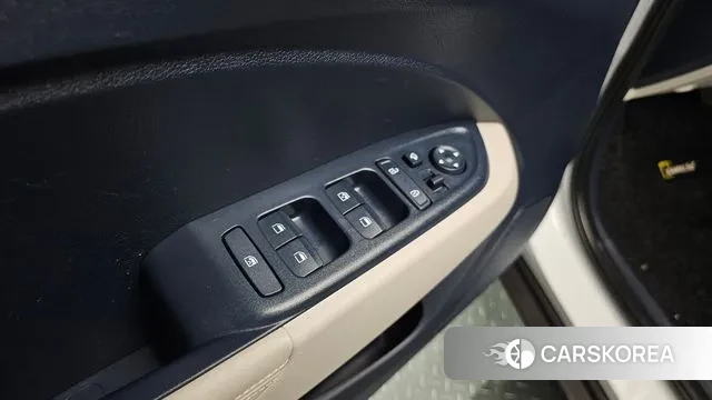 Hyundai Venue id 3291240 из Кореи 8