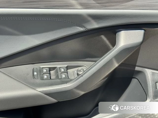 Volkswagen Sagitar id 4276958 из Китая 8
