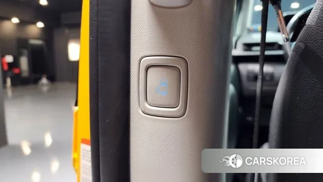 Hyundai Staria id 3776679 из Кореи 8