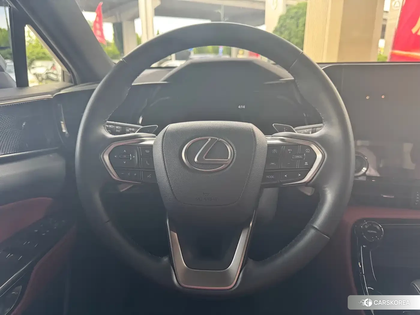 Lexus NX id 4539165 из Китая 8