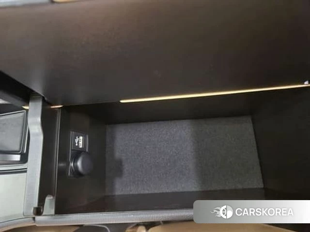 Lexus UX300h id 4729751 из Кореи 8