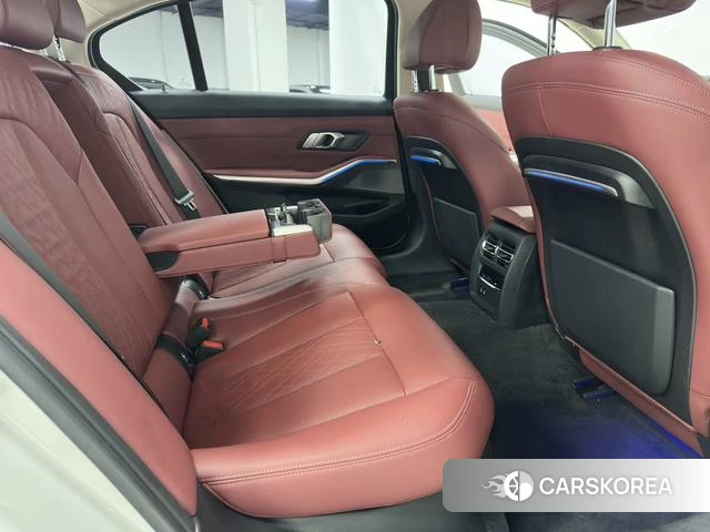 BMW 3 series id 4298154 из Китая 8