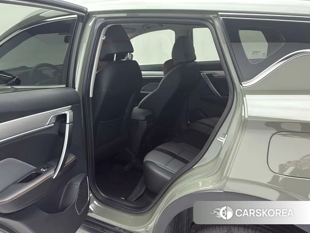 Geely Automobile Binyue id 4238524 из Китая 8