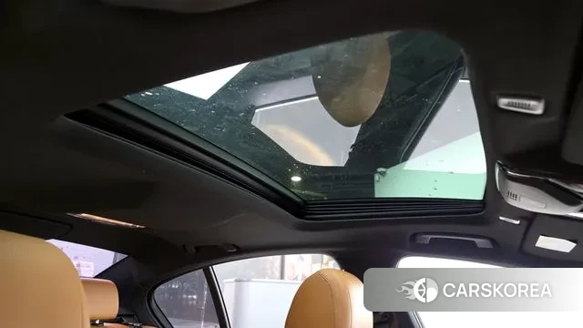 BMW 5 Series (G30) id 3779345 из Кореи 8