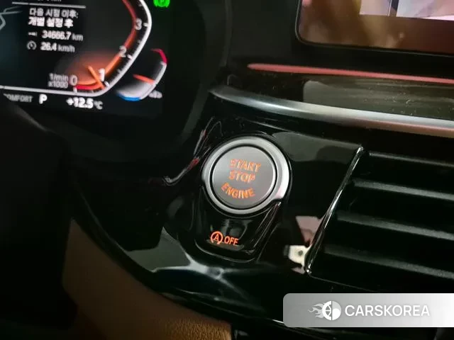 BMW 5 Series (G30) id 3727299 из Кореи 8