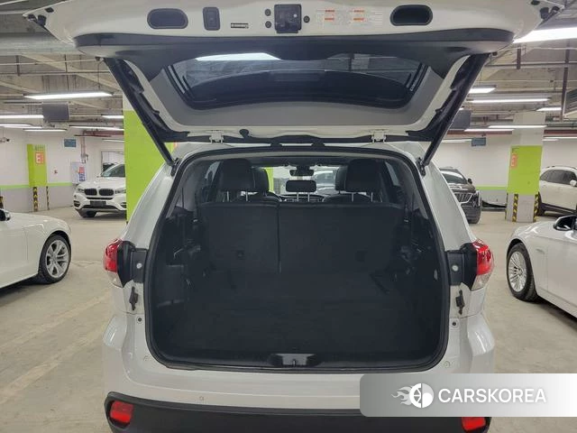 Toyota Highlander id 4365685 из Китая 8