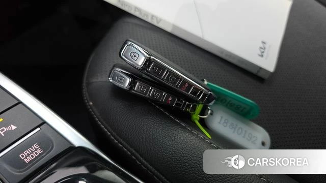 Kia Niro Plus id 4720961 из Кореи 8