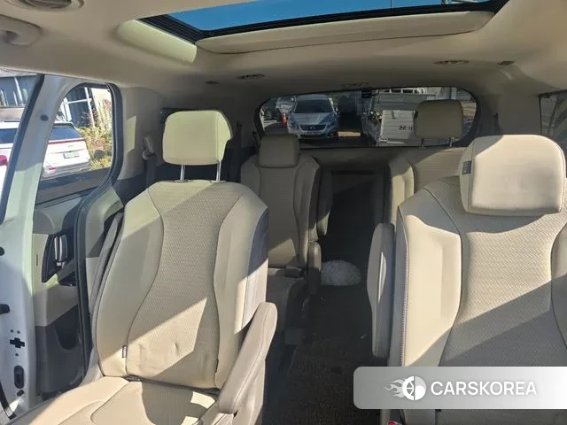 Kia Carnival 4th generation id 3289704 из Кореи 8