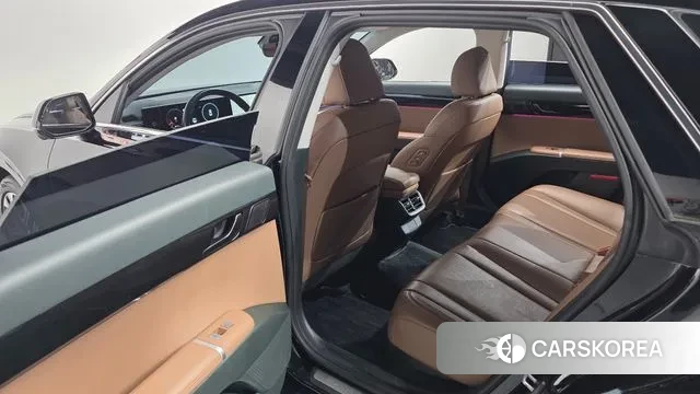 Hyundai Grandeur (GN7) id 3740172 из Кореи 8