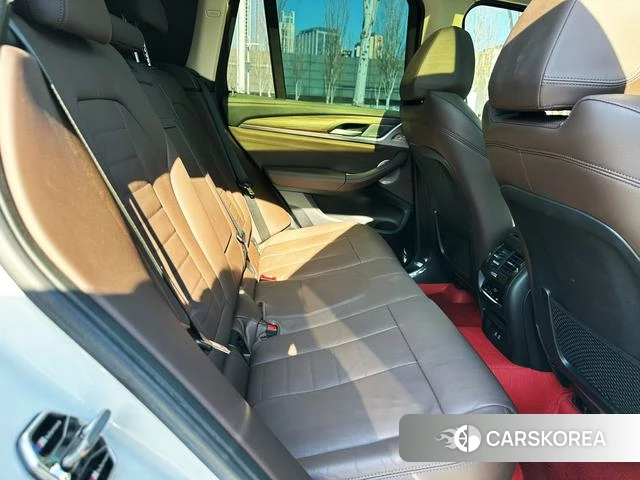 BMW X3 id 4259035 из Китая 8