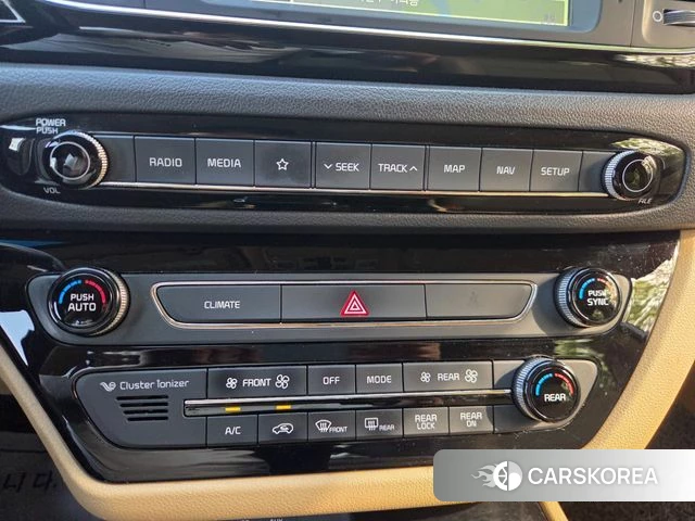 Kia All New Carnival id 4180771 из Кореи 8