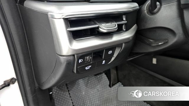 Hyundai Grandeur (GN7) id 3922510 из Кореи 8