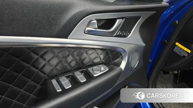 Genesis G70 id 3627115 из Кореи 8