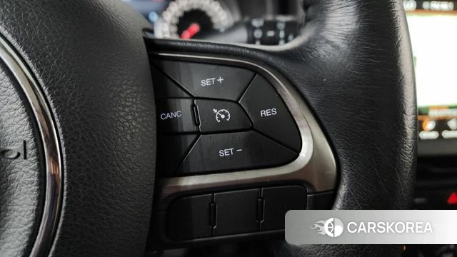 Jeep Renegade id 4250914 из Кореи 8