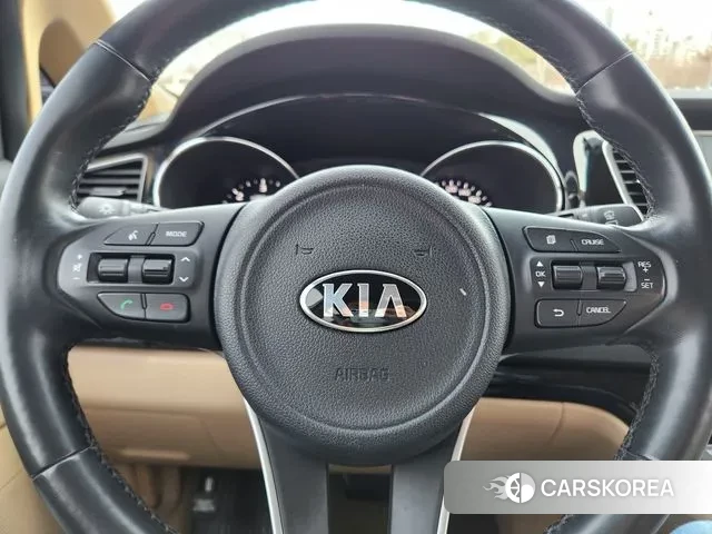 Kia All New Carnival id 3641816 из Кореи 8