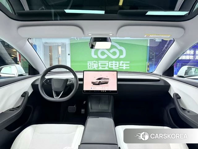 Tesla Model 3 id 4228444 из Китая 8