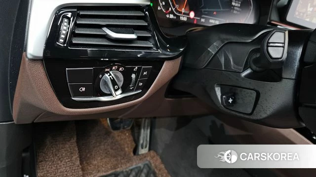 BMW 6 Series GT (G32) id 3838483 из Кореи 8