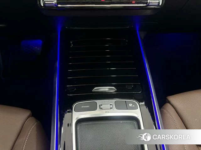 Mercedes-Benz GLB id 4335292 из Китая 8