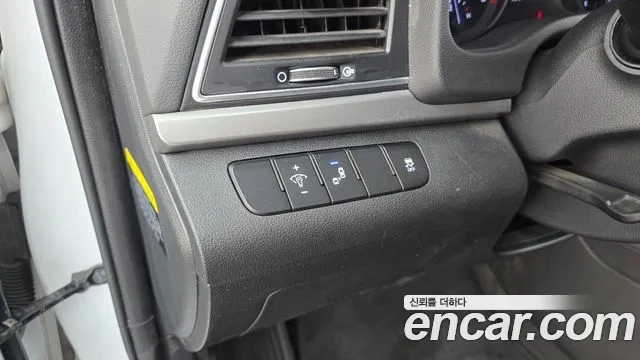 Hyundai Avante AD id 2870634 из Кореи 8