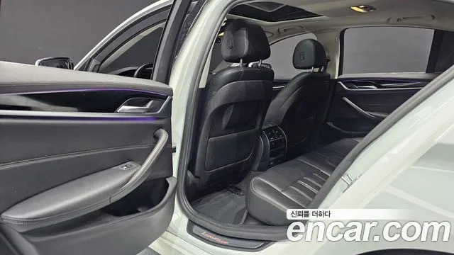 BMW 5 Series (G30) id 2663016 из Кореи 8