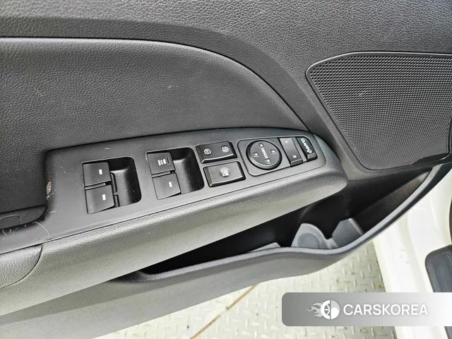 Hyundai Avante AD id 3801811 из Кореи 8