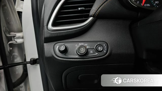 Chevrolet (GM Daewoo) The New Trax id 4344846 из Кореи 8
