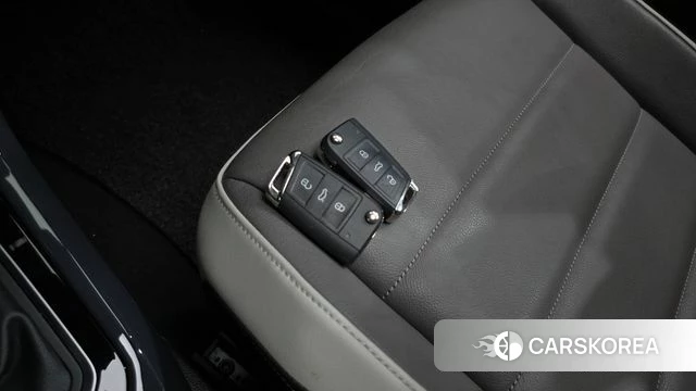Volkswagen T-Roc id 4445906 из Кореи 8