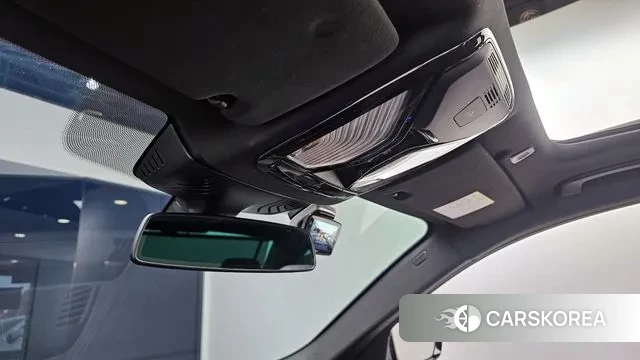 BMW 5 Series (G30) id 3431962 из Кореи 8