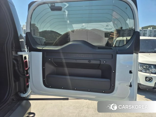 Land Rover Defender (L663) id 3902639 из Кореи 8