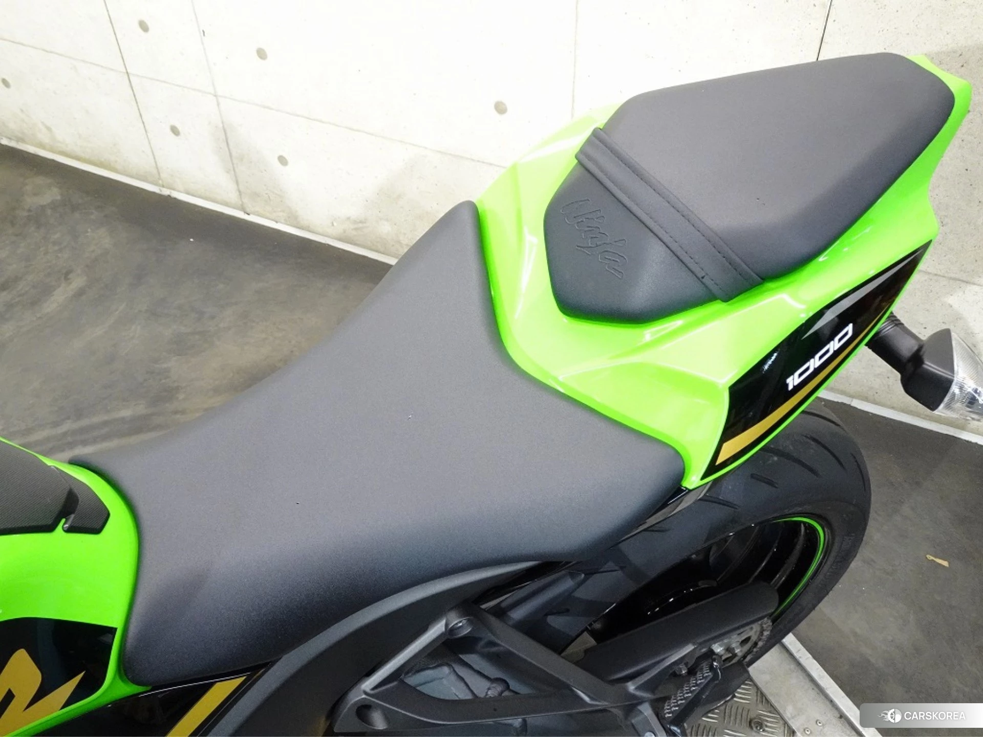 Kawasaki ZX-10R NINJA id 3950407 из Японии 8