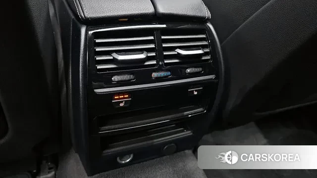 BMW 5 Series (G30) id 3101953 из Кореи 8