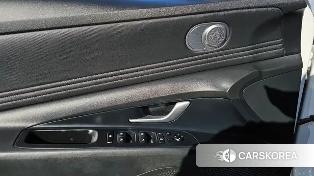 Hyundai Avante (CN7) id 3354868 из Кореи 8