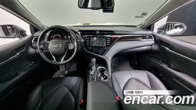 Toyota Camry (XV70) id 2791579 из Кореи 8