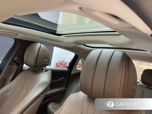 Mercedes-Benz E-class id 4261131 из Китая 8