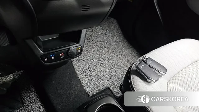 Kia The New Kia Ray EV id 3400134 из Кореи 8