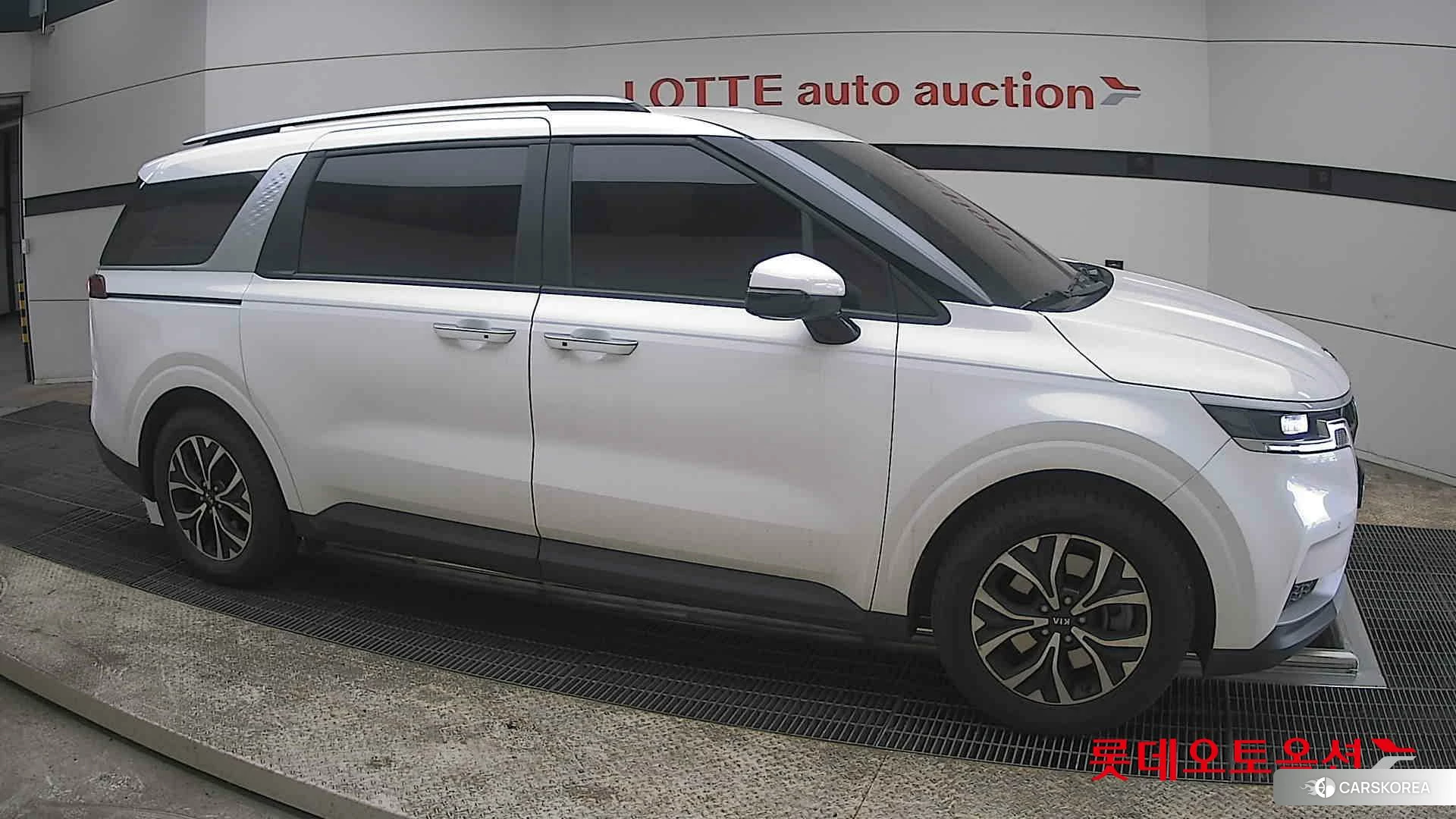 Kia Carnival id 3869430 из Кореи 8