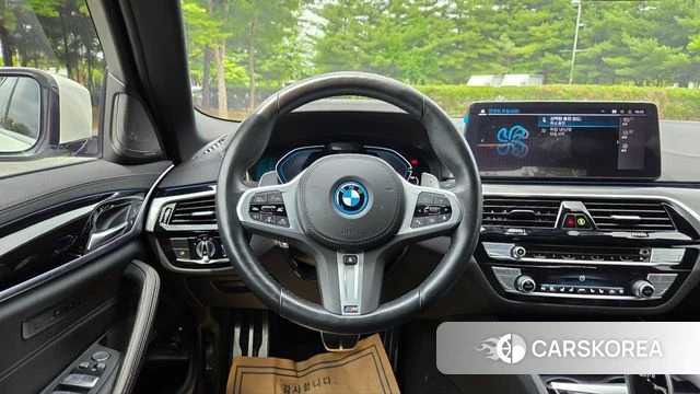 BMW 5 Series (G30) id 4541636 из Кореи 8